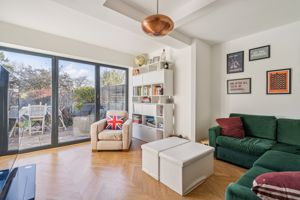 Photo 16- click for photo gallery